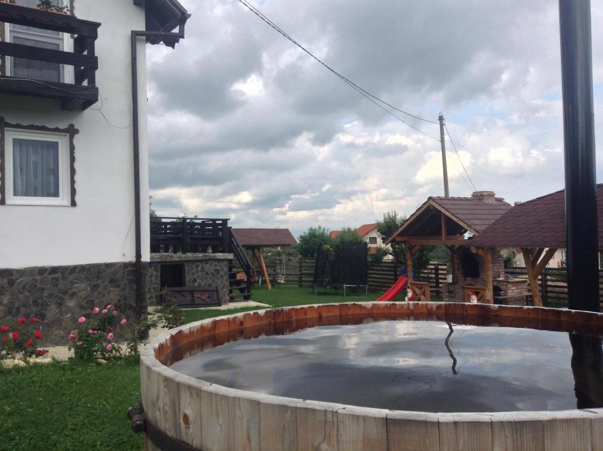 Elder Villa Bran  Bagian luar foto