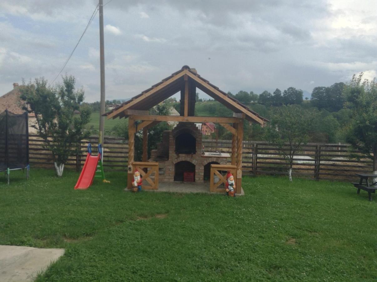 Elder Villa Bran  Bagian luar foto