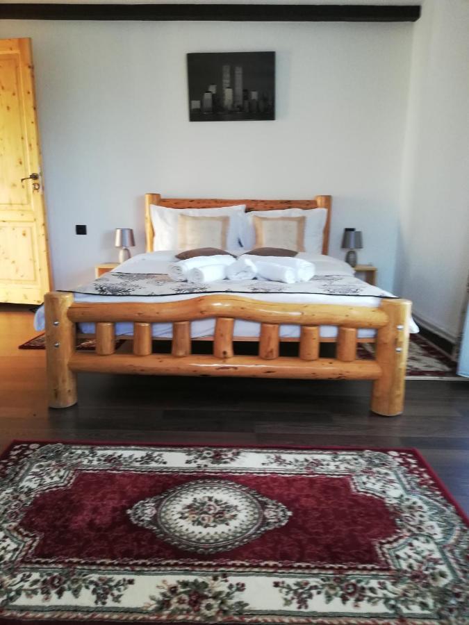 Elder Villa Bran  Bagian luar foto